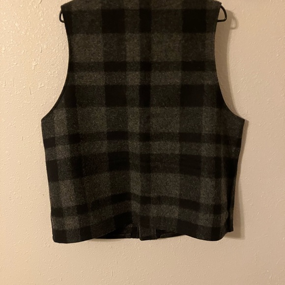 Filson Wool Vest - Picture 4 of 10